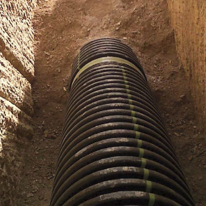 Colector de drenaje sanitario